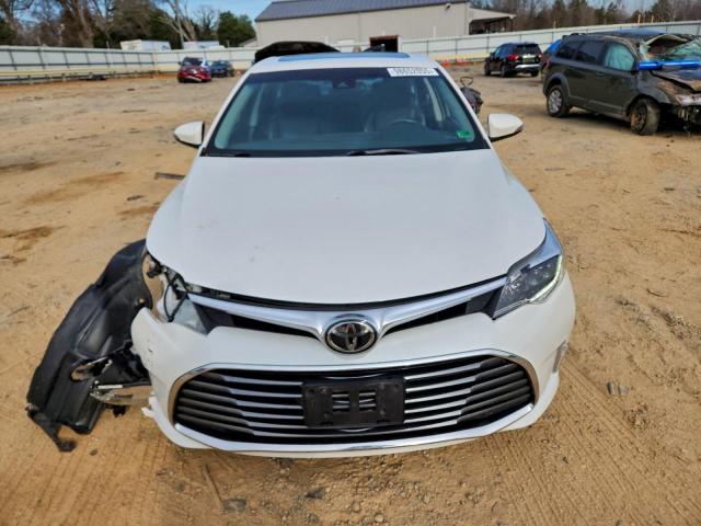 Toyota Avalon Xle Image 5