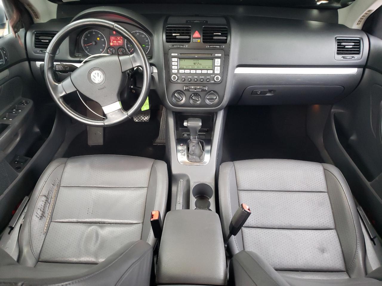 Volkswagen Jetta Se Image 12