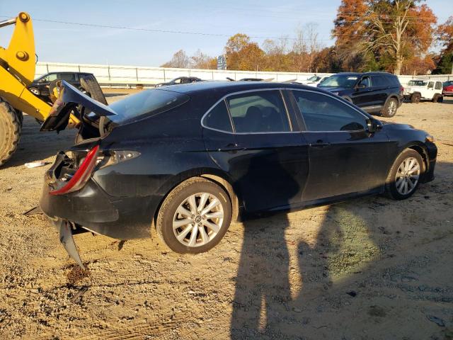Toyota Camry L Image 8