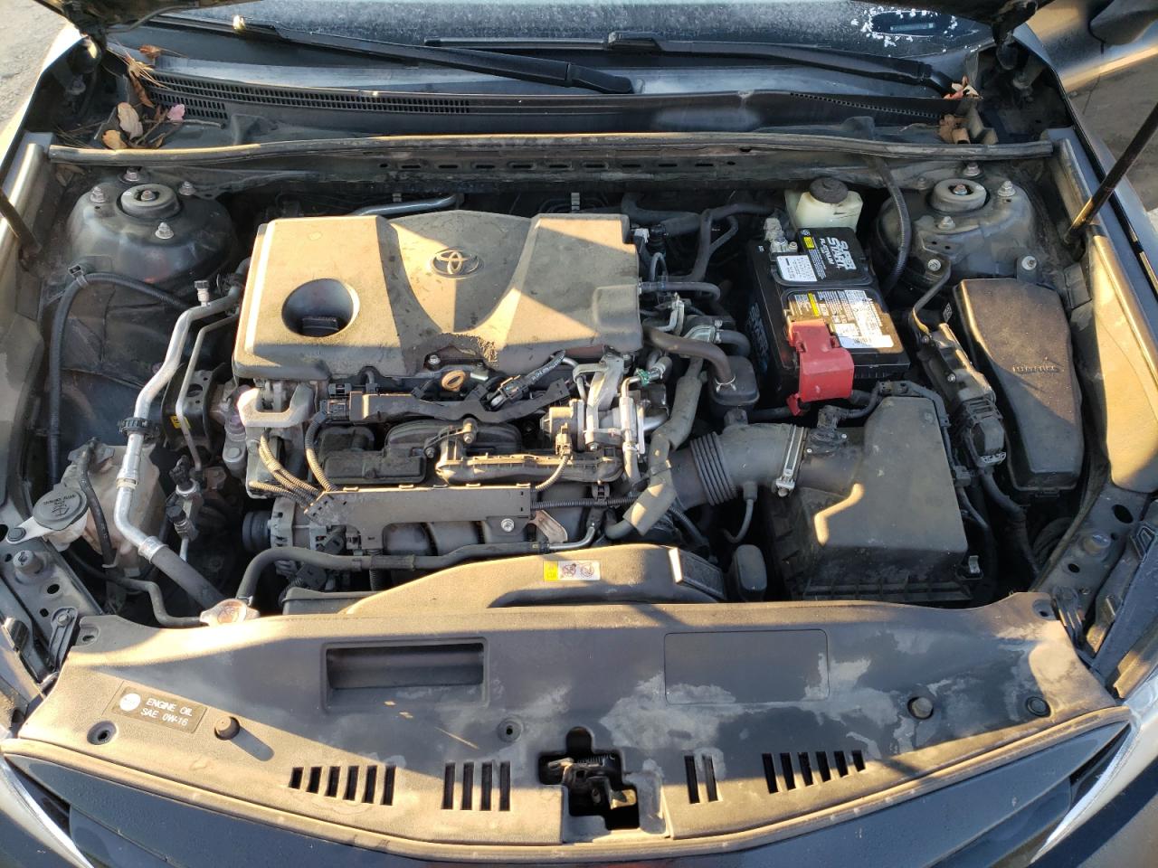 Toyota Camry L Image 9