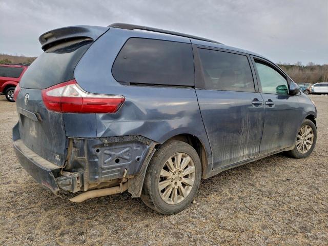 Toyota Sienna Le Image 4