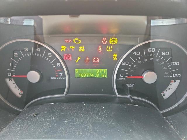 Ford Explorer Xlt Image 4