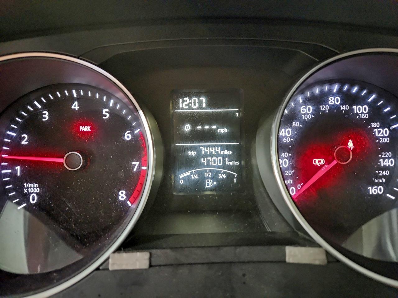 Volkswagen Jetta S Image 7