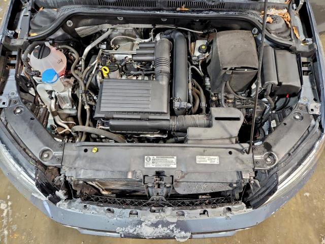 Volkswagen Jetta S Image 6