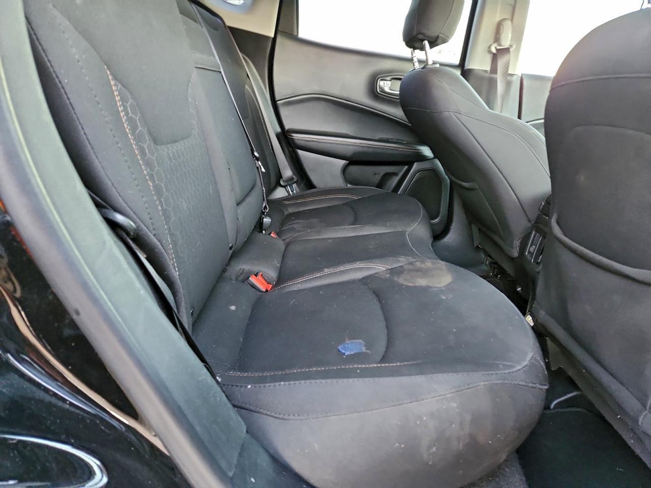 Jeep Compass Sport Image 5