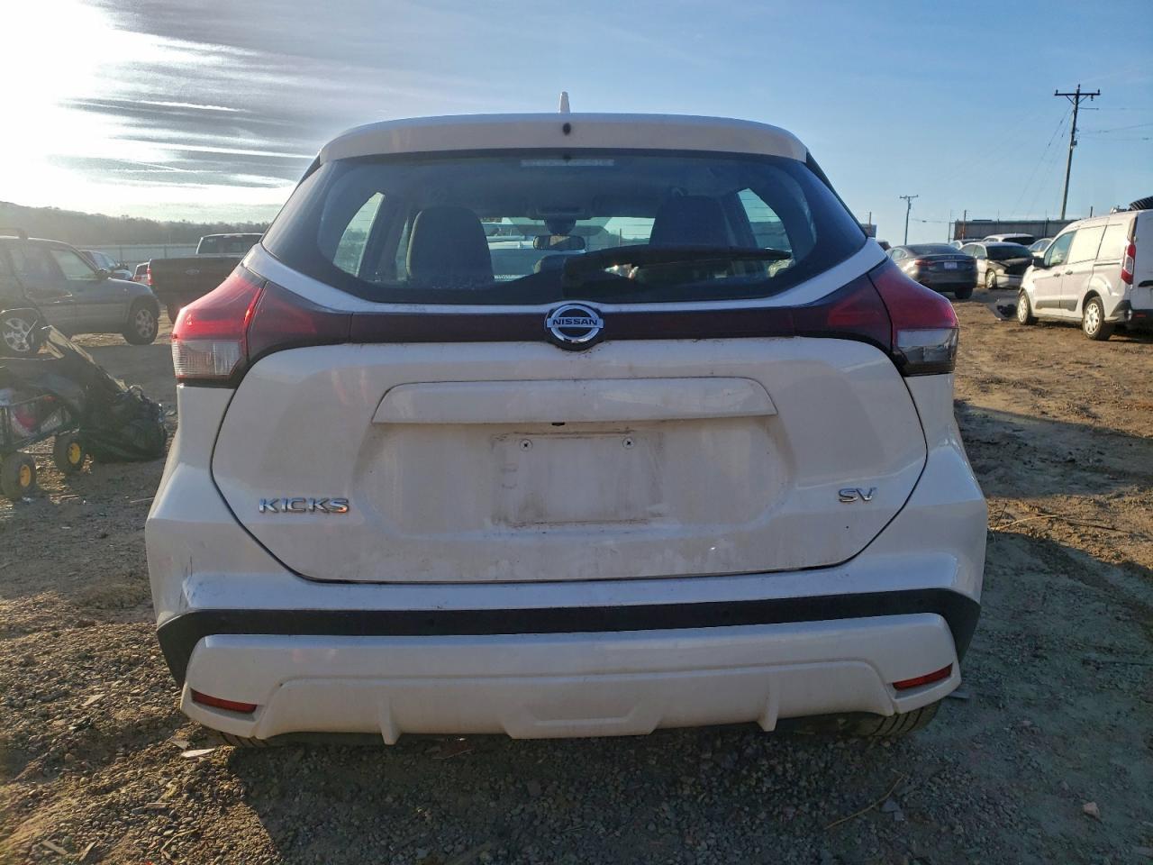 Nissan Kicks Sv Image 8