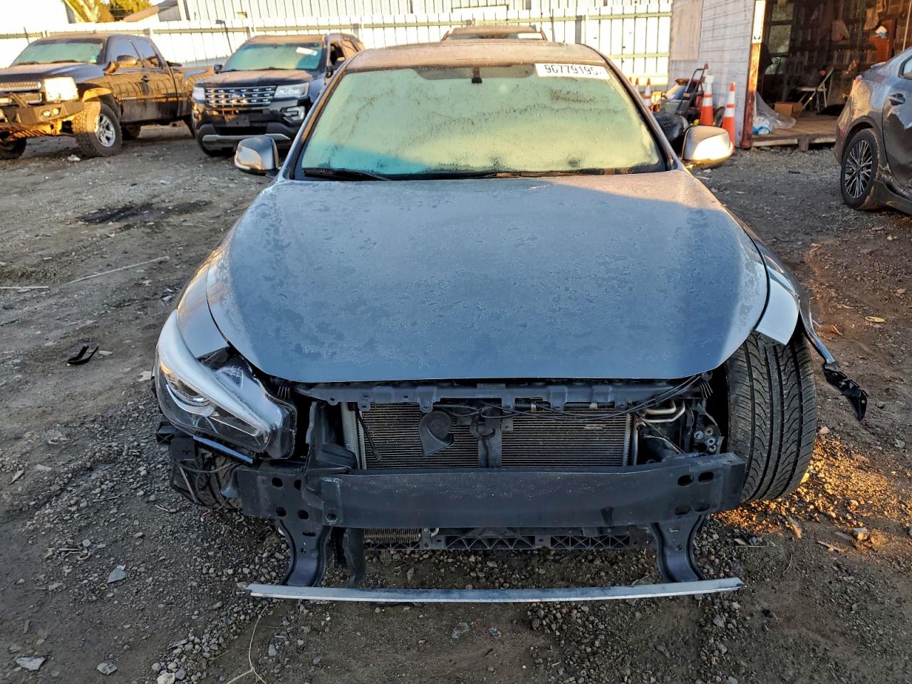 INFINITI Q50 Base Image 8