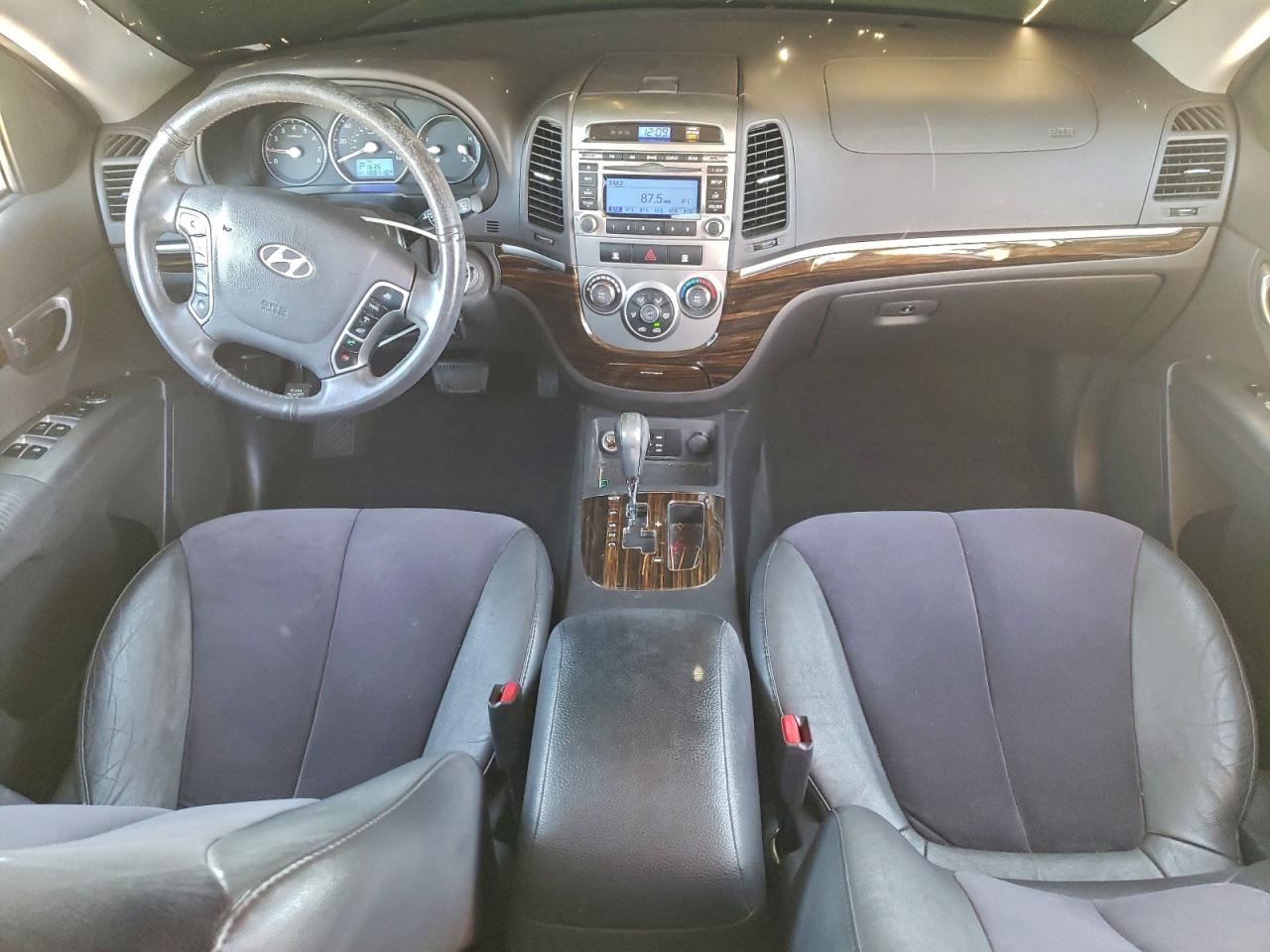 Hyundai SANTA FE Se Image 3