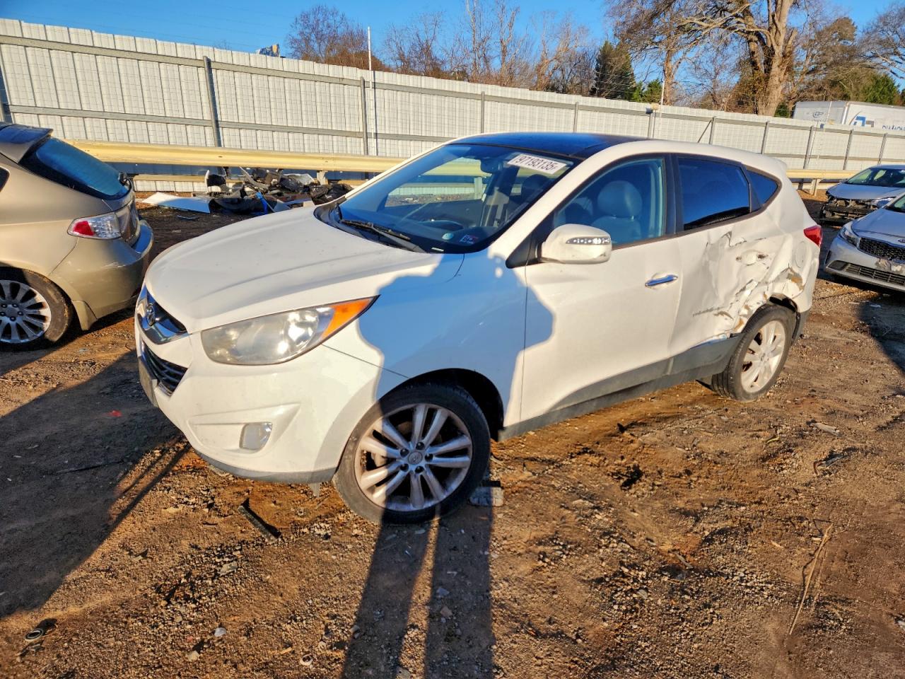 Hyundai TUCSON Gls Image 1