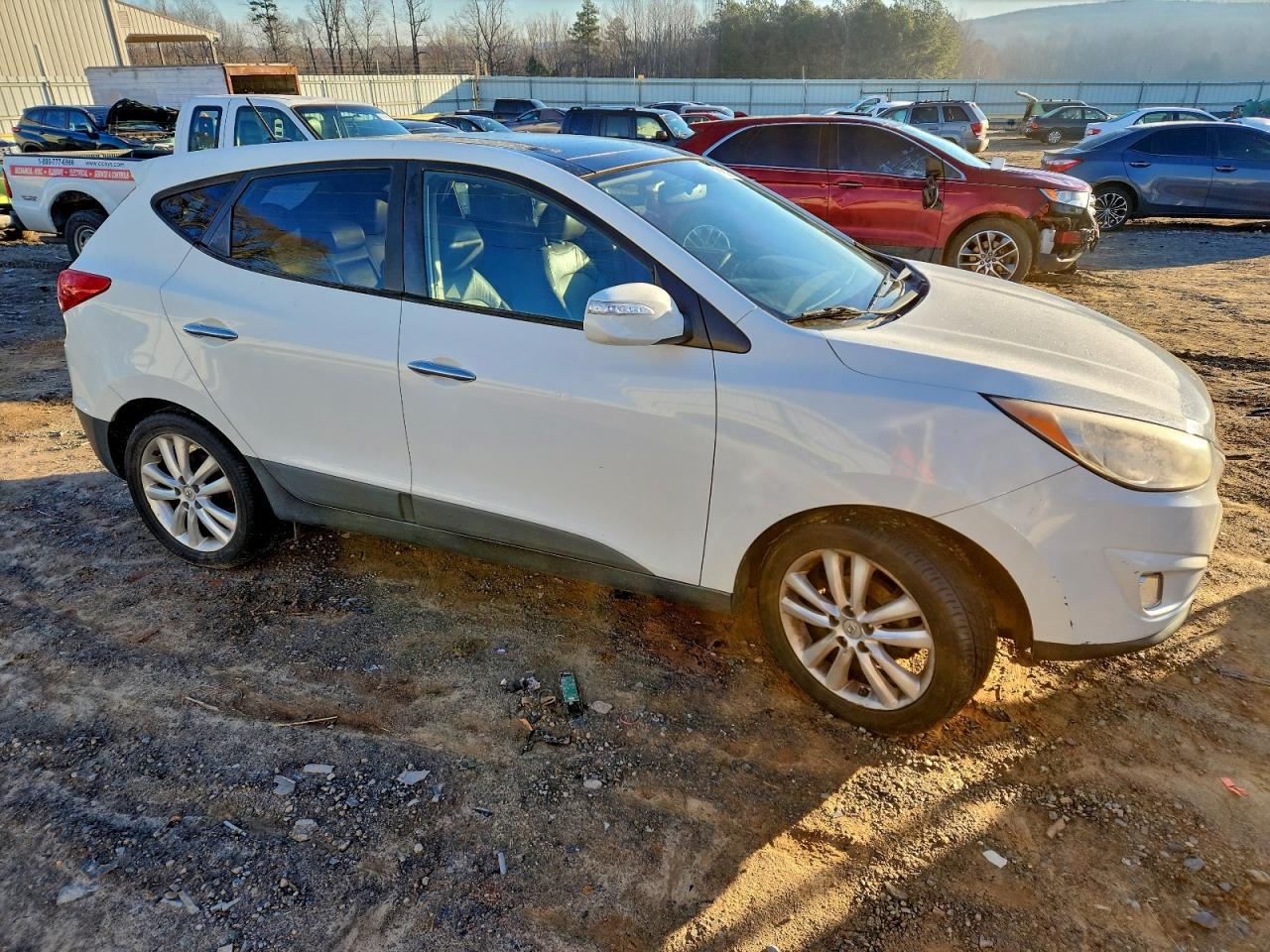 Hyundai TUCSON Gls Image 2
