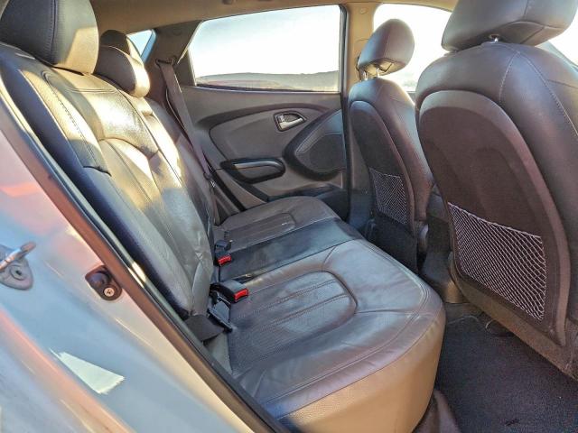 Hyundai TUCSON Gls Image 10