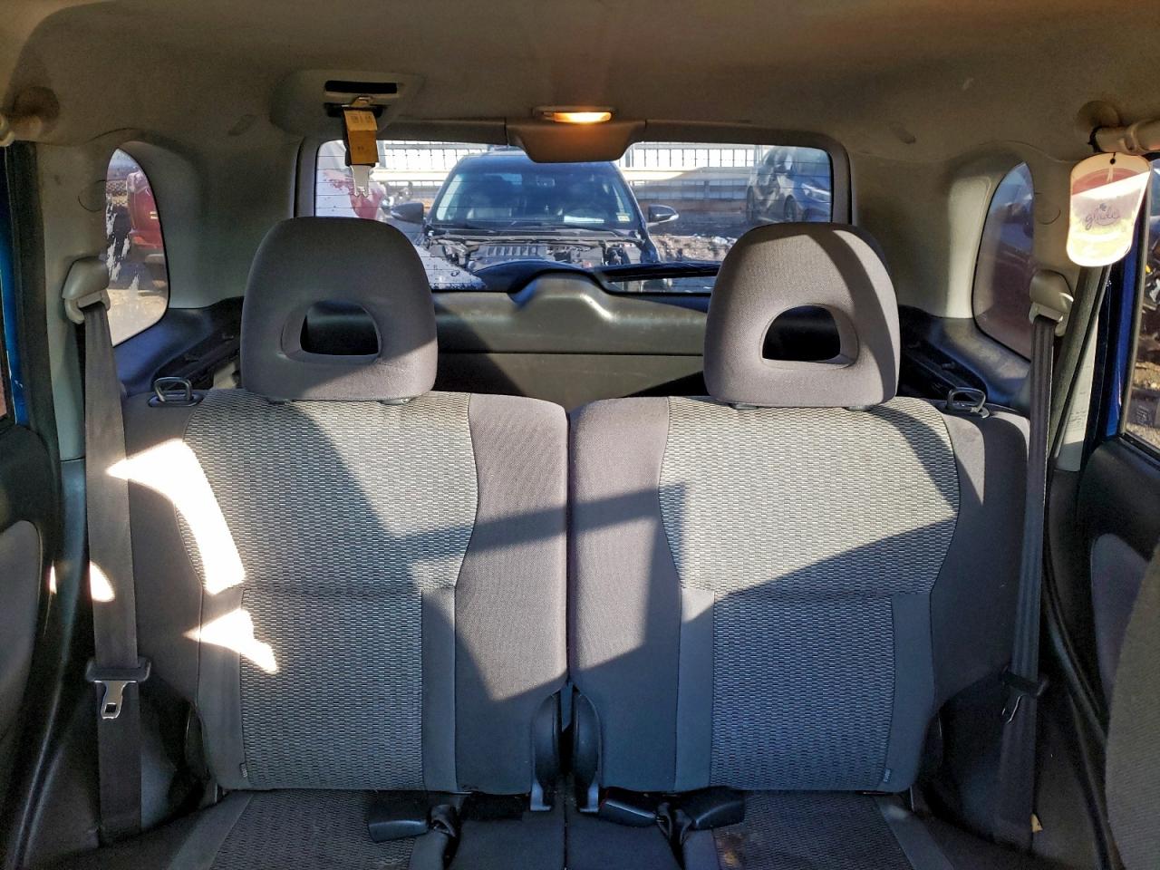 Toyota RAV4 Image 12