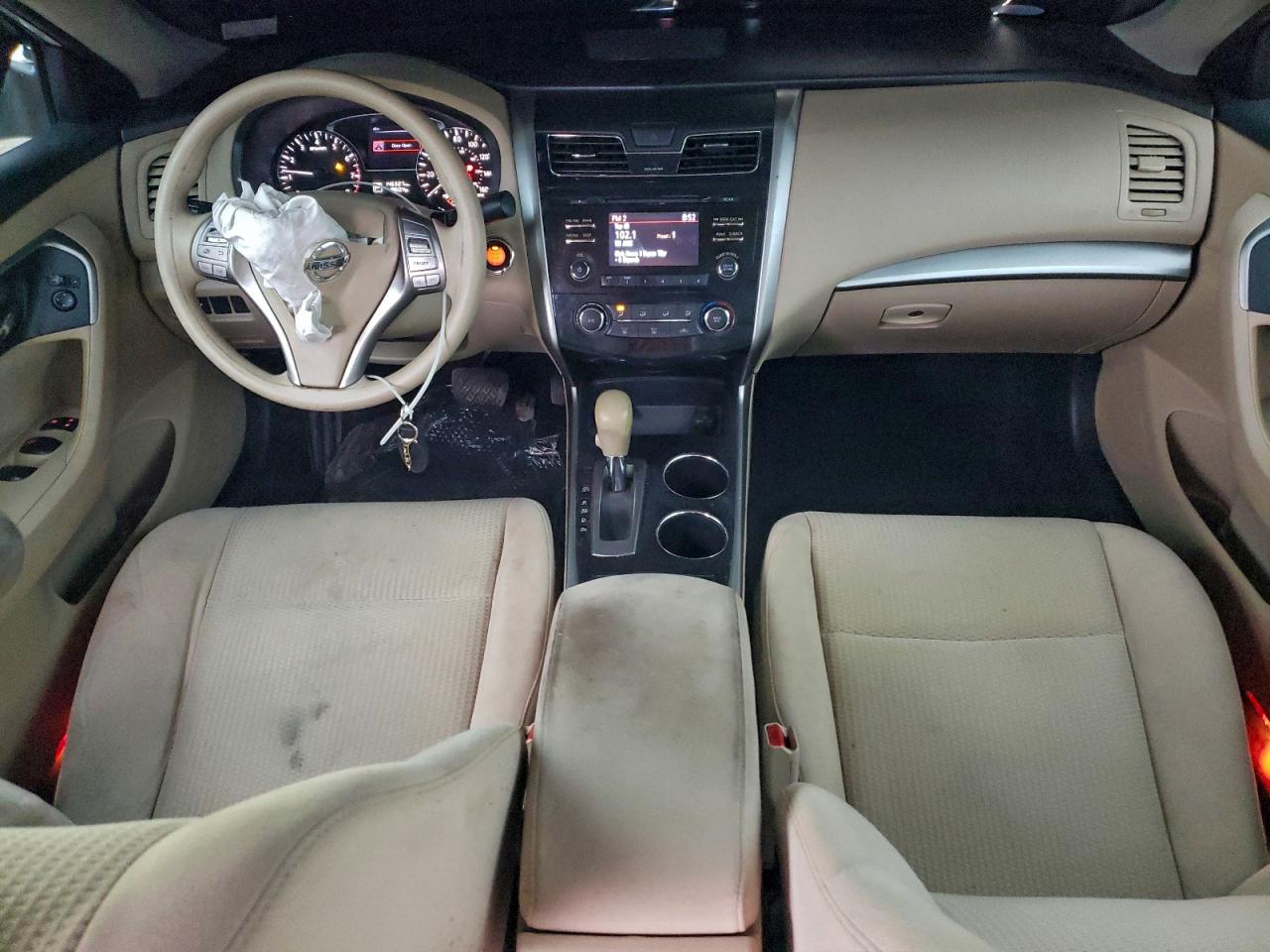 Nissan Altima 2.5 Image 9