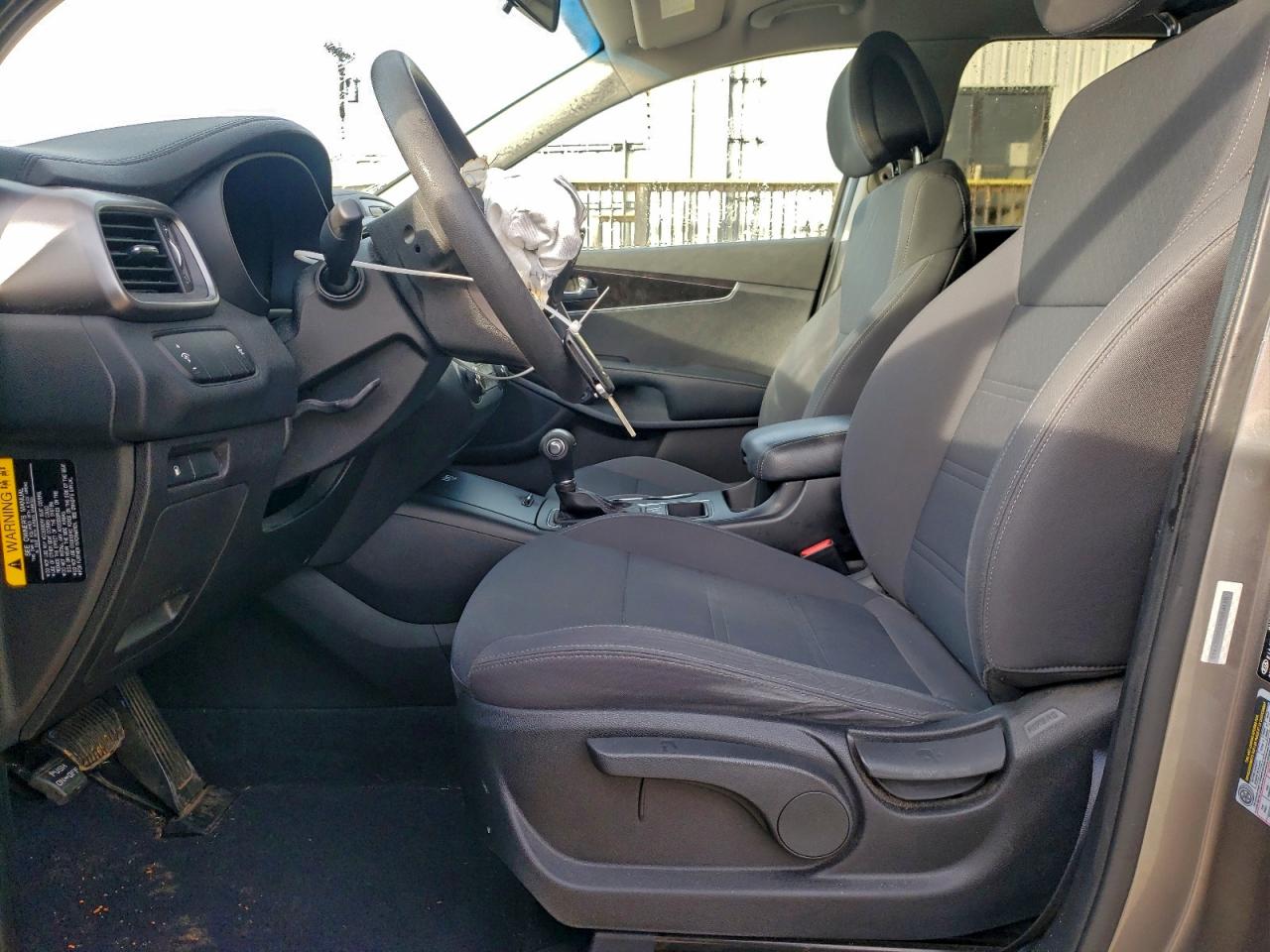 Kia Sorento Lx Image 8