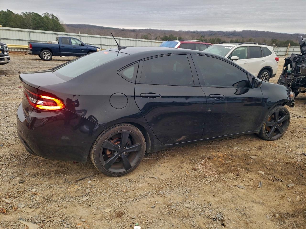 Dodge Dart Sxt Image 3
