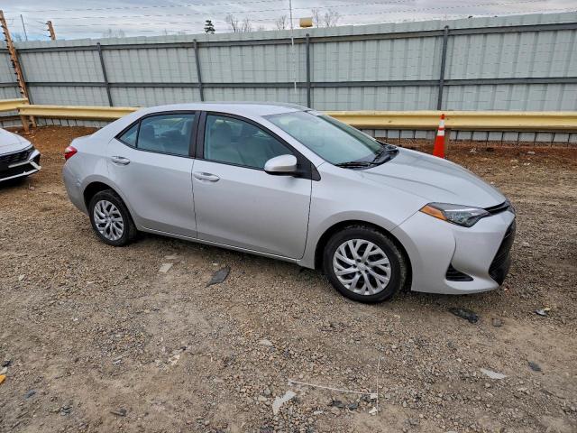 Toyota Corolla L Image 12