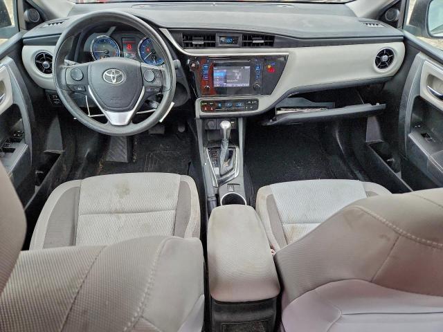Toyota Corolla L Image 7