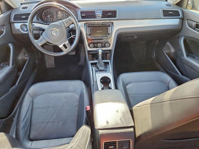 Volkswagen Passat Se Image 10