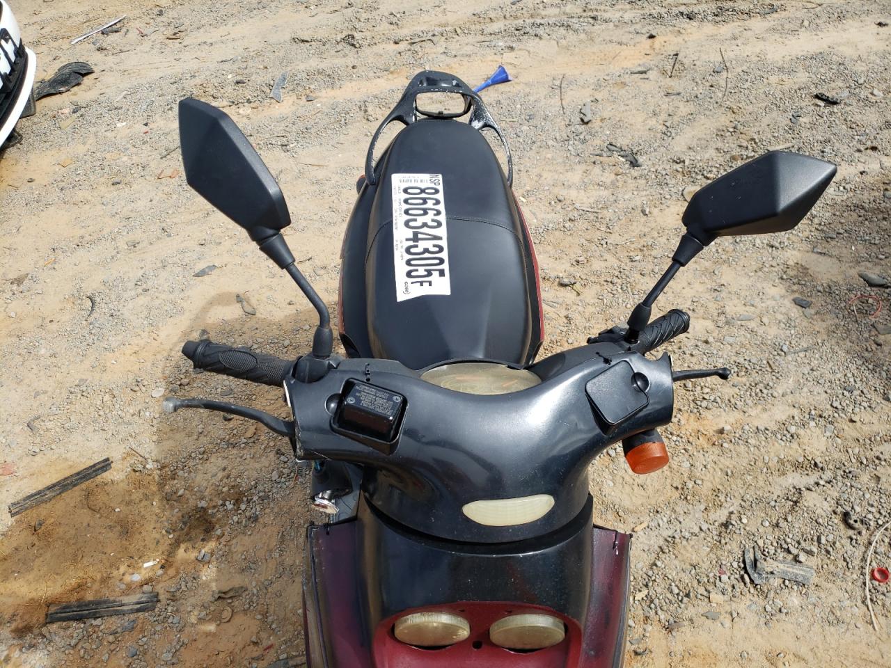 Huzh Scooter Image 5