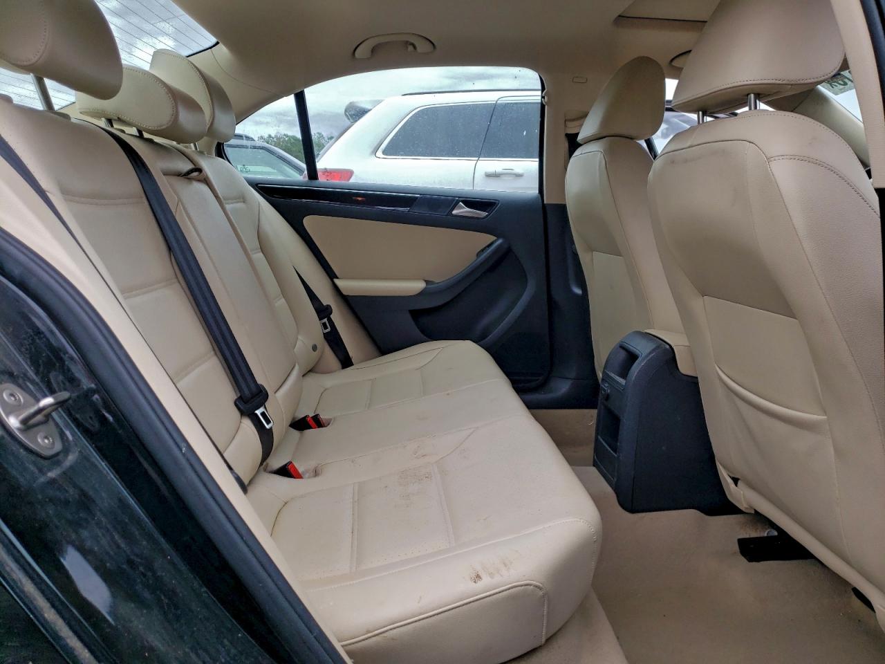 Volkswagen Jetta Sel Image 12