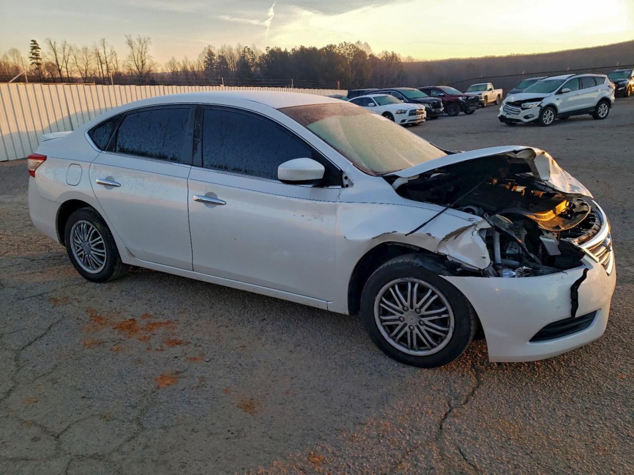 Nissan Sentra S Image 3