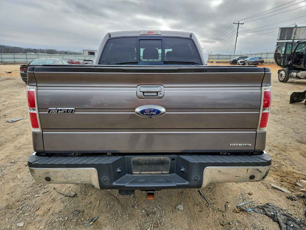Ford F-150 Supercrew Image 12