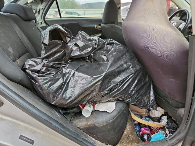 Toyota Corolla Base Image 6