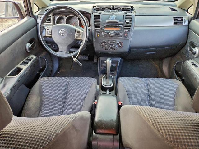 Nissan Versa S Image 4