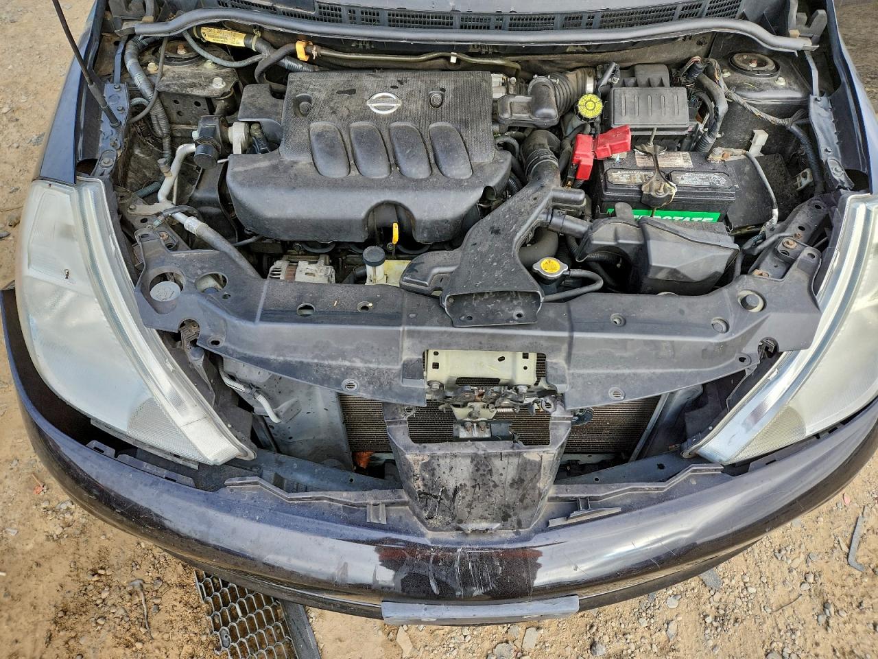 Nissan Versa S Image 9