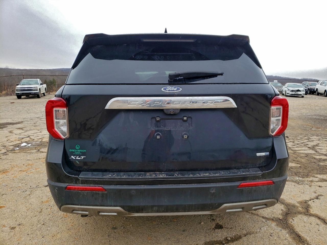 Ford Explorer Xlt Image 5