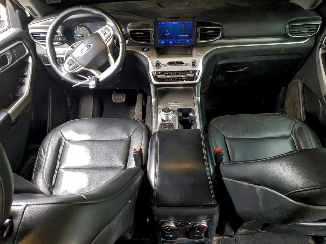 Ford Explorer Xlt Image 8