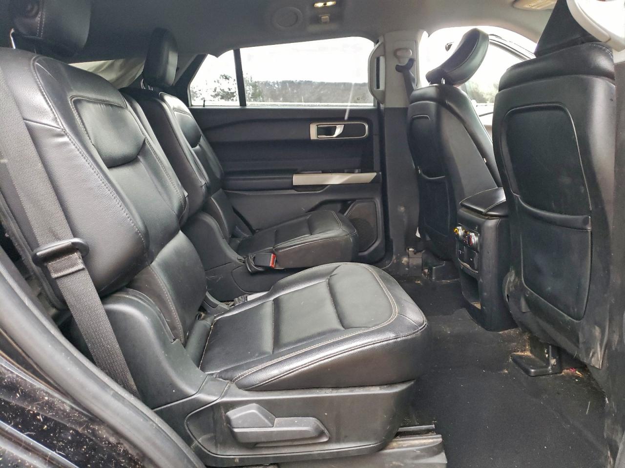 Ford Explorer Xlt Image 9