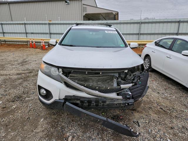 Kia Sorento Base Image 4