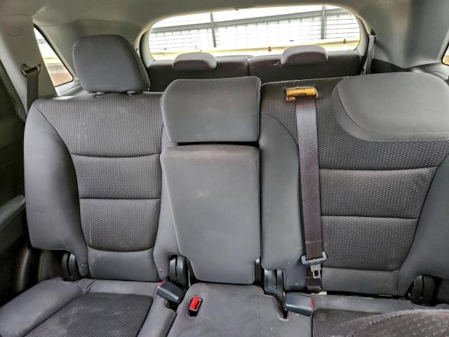 Kia Sorento Base Image 9