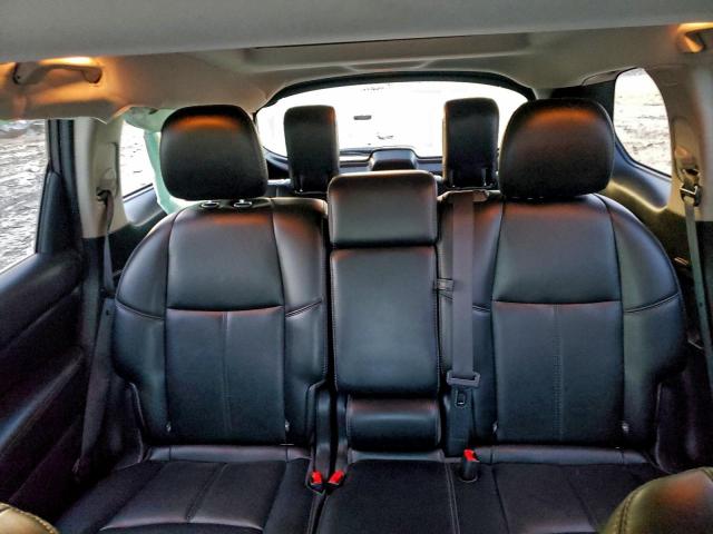 Nissan Pathfinder S Image 11