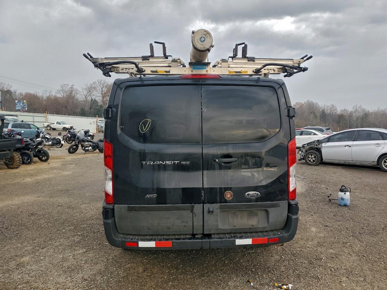 Ford Transit T-150 Image 8