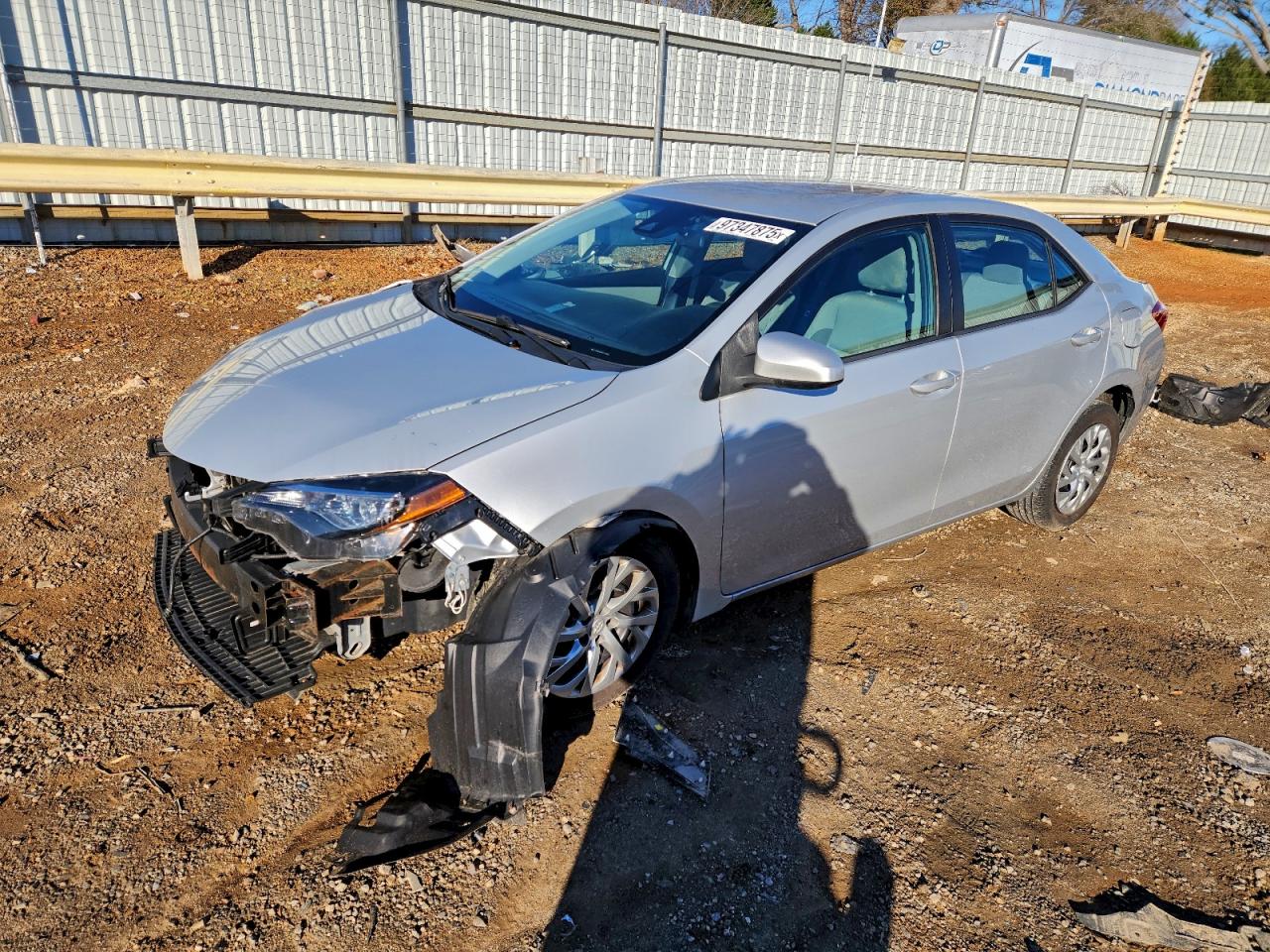 Toyota Corolla L Image 1