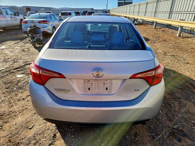 Toyota Corolla L Image 3