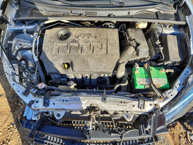 Toyota Corolla L Image 9