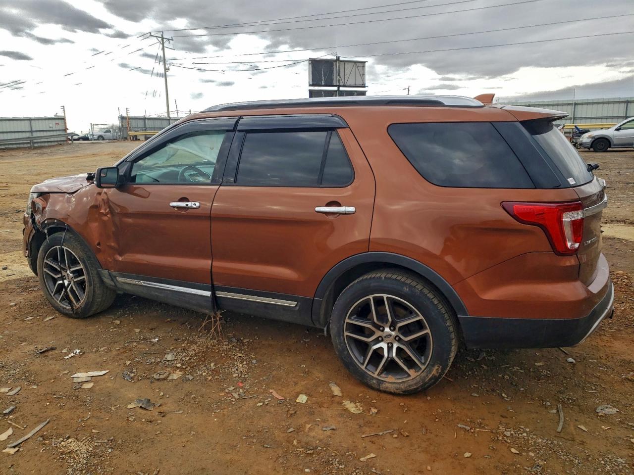 Ford Explorer Limited Image 13