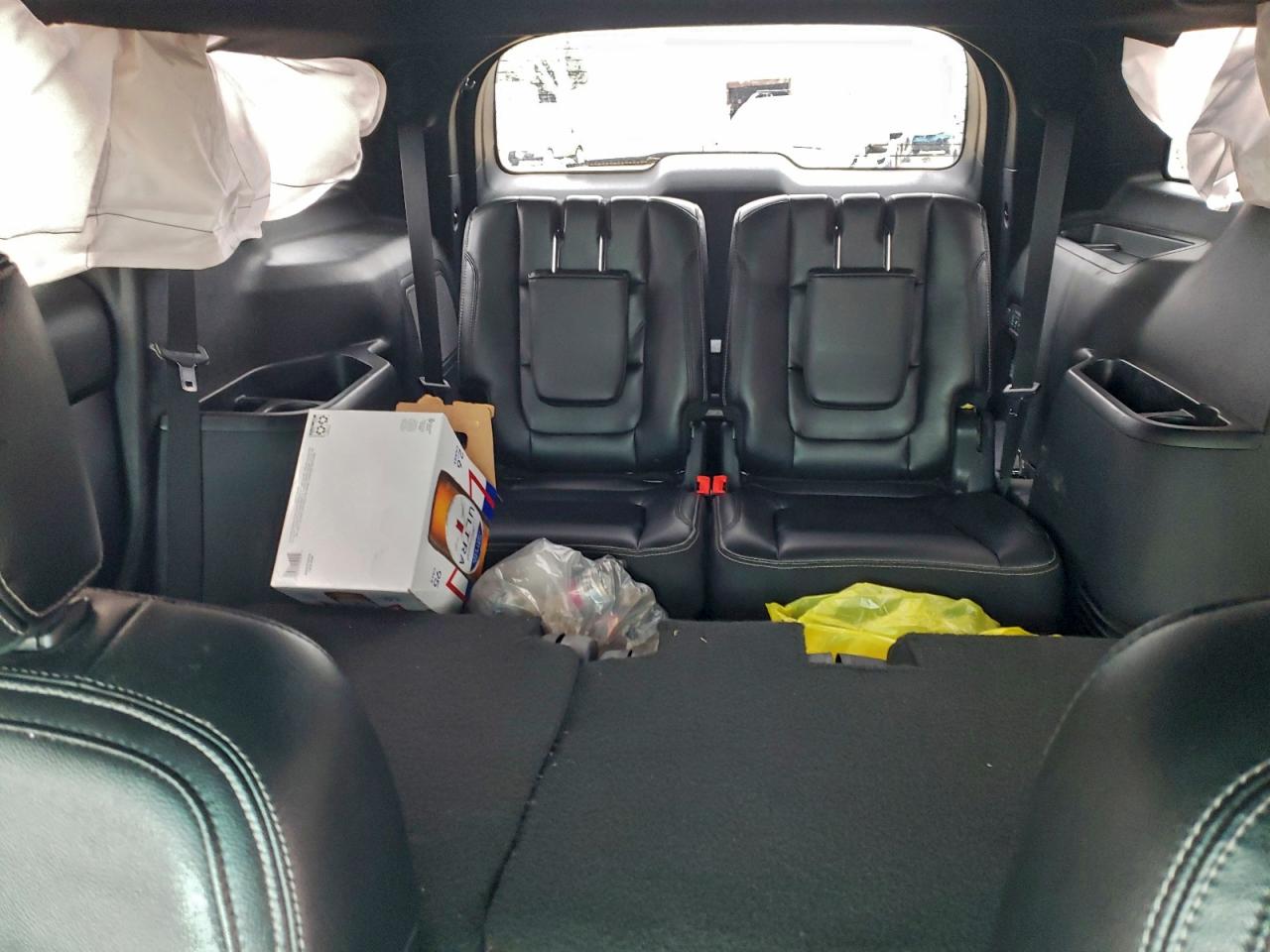 Ford Explorer Limited Image 9