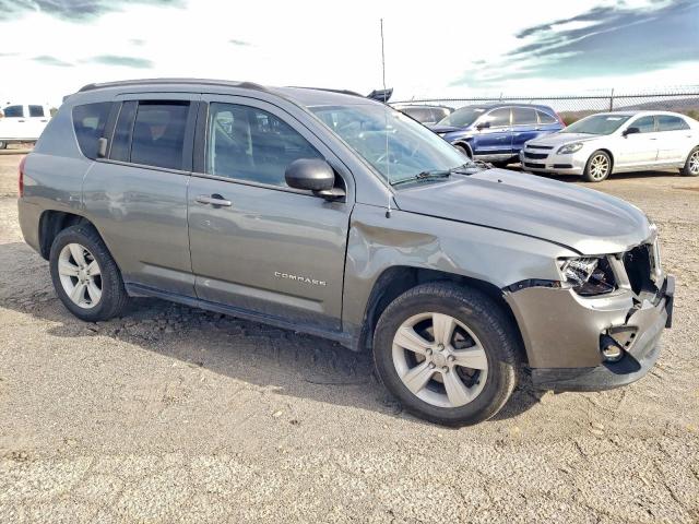 Jeep Compass Sport Image 9