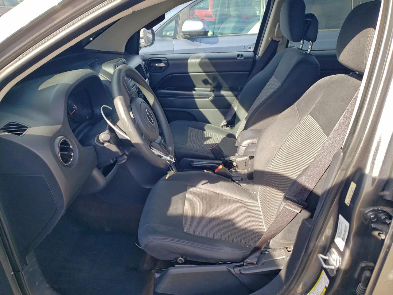 Jeep Compass Sport Image 7