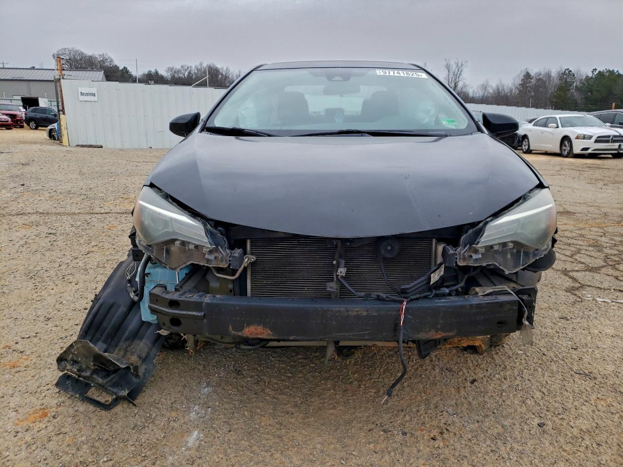 Toyota Corolla L Image 10