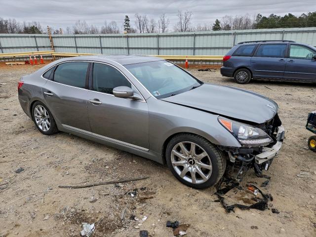 Hyundai Equus Signature Image 10