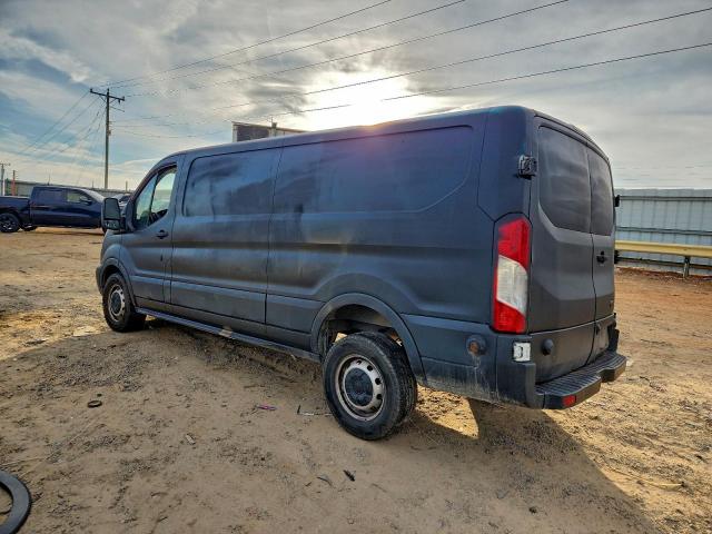 Ford Transit T-250 Image 3