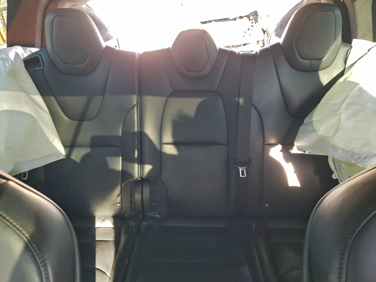 Tesla Model X Image 9