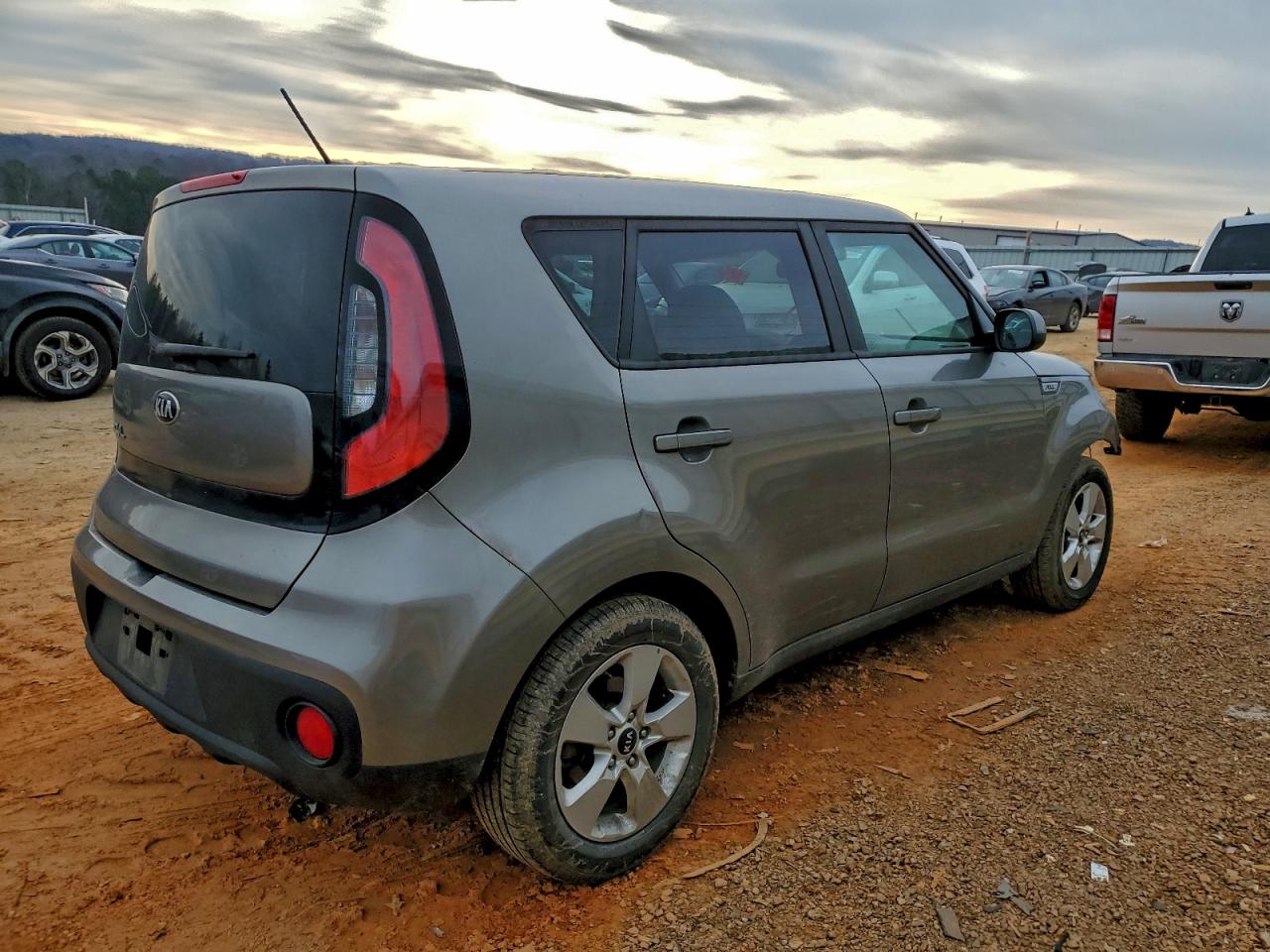 Kia Soul Image 2