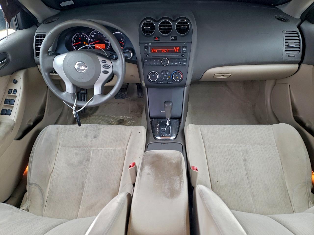 Nissan Altima Base Image 4