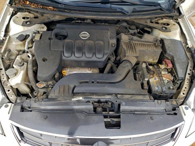 Nissan Altima Base Image 7